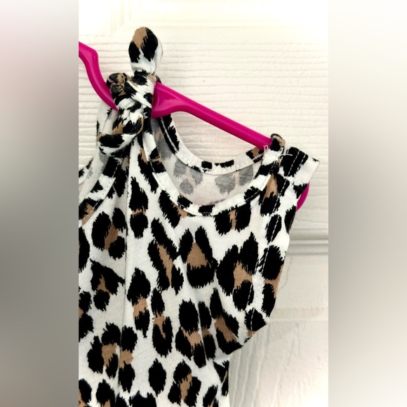 Leopard dress with shoulder straps and droopy sleeves - Picture 14 of 14